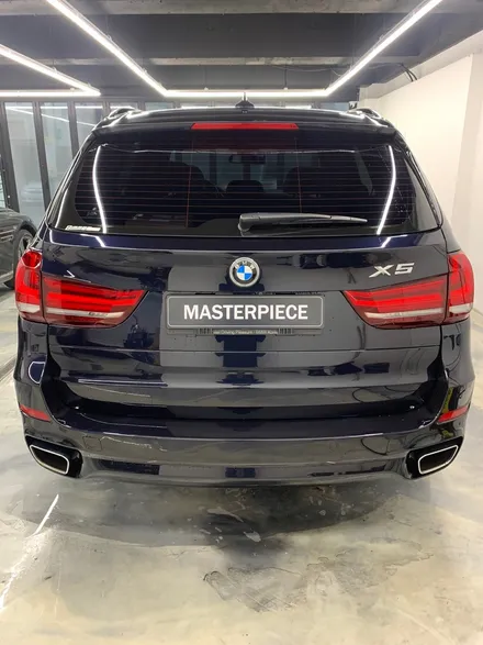 [MASTERPIECE] BMW X5 에이버리 사틴 (반무광) 블랙 전체 랩핑 +  레드 나파 가죽 시트 교체 시공 (고양시 덕양구 삼송 원흥 일산) / 고양,일산,김포,파주