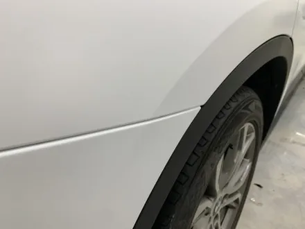 [MASTERPIECE] BMW X1 에이버리 반무광(사틴) 화이트 투톤 랩핑 시공 (고양시 덕양구 삼송 원흥 일산) / 고양,일산,김포,파주