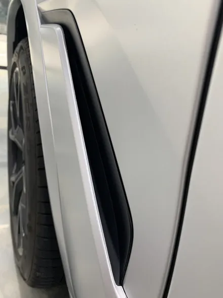 [MASTERPIECE] BMW X6 에이버리 사틴(반무광) 실버 메탈릭 전체 랩핑+3M 2080 유광블랙 포인트+크롬죽이기+그릴,휠캡 교체 시공 (고양시 덕양구 삼송 원흥 일산) / 고양,일산,김포,파주