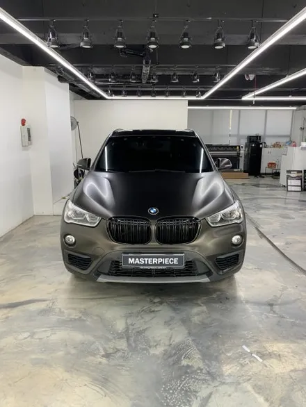 [MASTERPIECE] BMW X1 에이버리 반무광(사틴) 화이트 투톤 랩핑 시공 (고양시 덕양구 삼송 원흥 일산) / 고양,일산,김포,파주