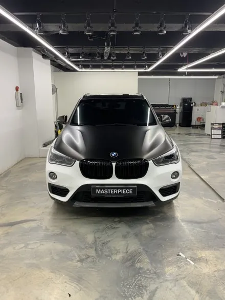 [MASTERPIECE] BMW X1 에이버리 반무광(사틴) 화이트 투톤 랩핑 시공 (고양시 덕양구 삼송 원흥 일산) / 고양,일산,김포,파주