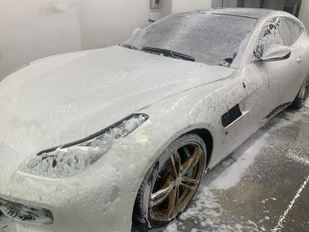 페라리 GTC4 루쏘 브라바도 마카롱 라벤더 전체 랩핑 시공 (고양시 덕양구 삼송 원흥 일산) / 고양시 덕양구 삼송동