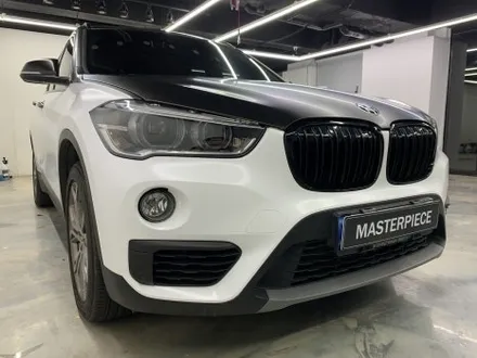 [MASTERPIECE] BMW X1 에이버리 반무광(사틴) 화이트 투톤 랩핑 시공 (고양시 덕양구 삼송 원흥 일산) / 고양,일산,김포,파주