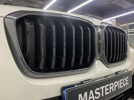 BMW X3 에이버리 무광 카본 그릴 +사이드미러 + 실내 랩핑 시공 (고양시 덕양구 삼송 원흥 일산) / 고양시 덕양구 삼송동