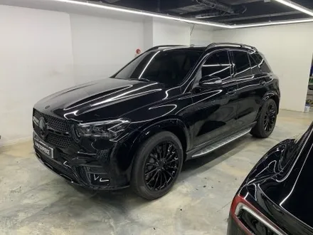 벤츠 GLE 450 3M 2080 유광 블랙 크롬죽이기 / 크롬딜리트 / 블랙팩 랩핑 + 휠 도색 시공 (고양시 덕양구 삼송 원흥 일산) / 고양시 덕양구 삼송동