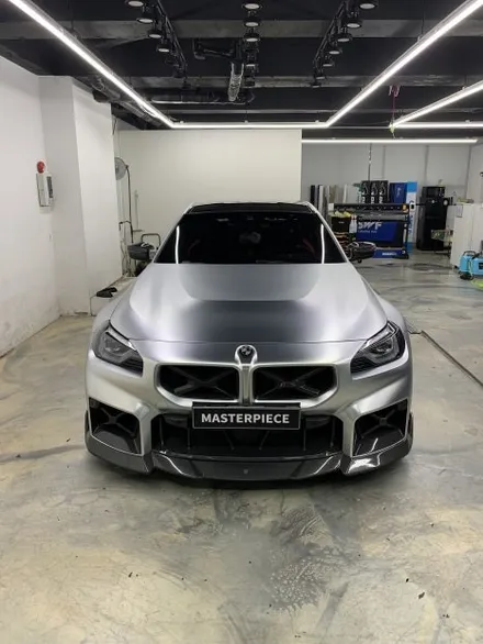 BMW M2 반무광(사틴) 실버 크롬 전체 랩핑 시공 (고양시 덕양구 삼송 원흥 일산) / 고양시 덕양구 삼송동