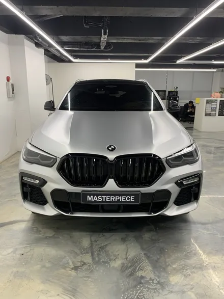 [MASTERPIECE] BMW X6 에이버리 사틴(반무광) 실버 메탈릭 전체 랩핑+3M 2080 유광블랙 포인트+크롬죽이기+그릴,휠캡 교체 시공 (고양시 덕양구 삼송 원흥 일산) / 고양,일산,김포,파주