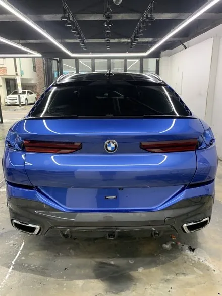 BMW X6 M50D 에이버리 반무광(사틴) 블랙 전체랩핑+ 3M 2080 유광 블랙 크롬죽이기 / 크롬딜리트 / 블랙팩 랩핑 시공 (고양시 덕양구 삼송 원흥 일산) / 고양시 덕양구 삼송동