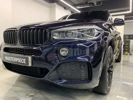 [MASTERPIECE] BMW X5 에이버리 사틴 (반무광) 블랙 전체 랩핑 +  레드 나파 가죽 시트 교체 시공 (고양시 덕양구 삼송 원흥 일산) / 고양,일산,김포,파주