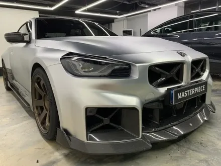 BMW M2 반무광(사틴) 실버 크롬 전체 랩핑 시공 (고양시 덕양구 삼송 원흥 일산) / 고양시 덕양구 삼송동