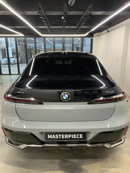BMW 7시리즈 740i 오벨 산토리니 블랙 듀오톤 투톤 랩핑 시공 (고양시 덕양구 삼송 원흥 일산) / 고양시 덕양구 삼송동