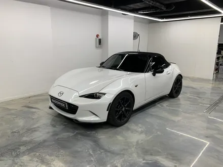 [MASTERPIECE] 마쯔다 MX5 에이버리 유광 다크 옐로우 전체 랩핑 + 실내 랩핑 시공 (고양시 덕양구 삼송 원흥 일산) / 고양,일산,김포,파주