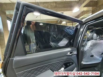 신차G4렉스턴 글라스틴트 반사썬팅으로 멋내기