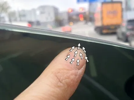 대전 글라스틴트 레이니블루 반사썬팅은 G80 비크블랙 색상에 잘 어울려요