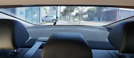 대전썬팅재시공/소나타DN8 후면 열선유리에 기포발생 해결!!