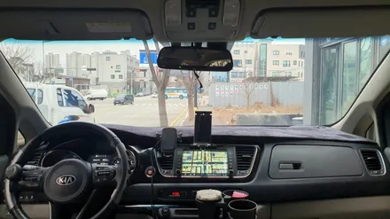 세인트아모 스퍼터 반사썬팅으로 올뉴카니발 썬팅재시공