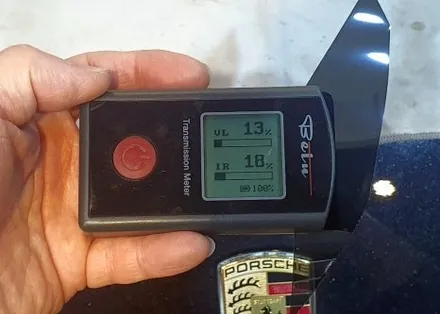 포르쉐 파나메라4S 대전90모터스에서 세인트아모 썬팅재시공과 캘리퍼도색했어요