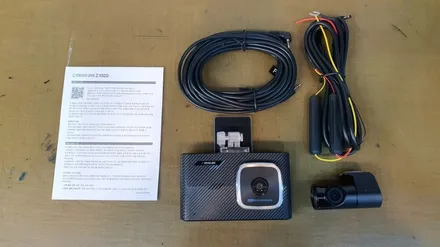 벤츠E300 W213 후면유리썬팅과 아이나비블랙박스장착
