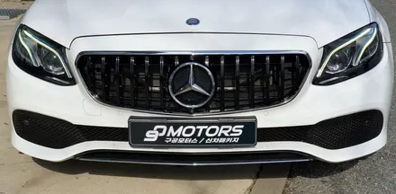 벤츠E300 W213 틴팅재시공은 글라스틴트 선셋 반사필름으로 완성 with 벤츠W213 세로그릴 교체