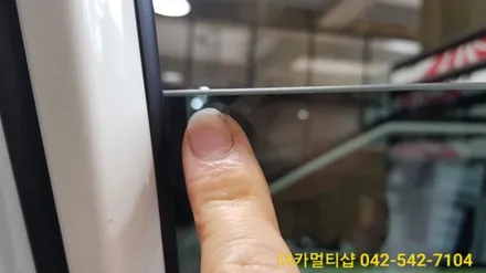 티볼리 썬팅 재시공은 대전더카멀티샵이 잘해요^^