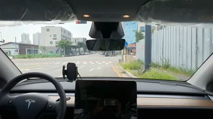 대전 솔라가드프리미엄으로 완성된 테슬라 모델Y 썬팅