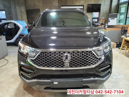신차G4렉스턴 글라스틴트 반사썬팅으로 멋내기