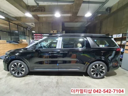 카니발KA4오로라블랙펄에 어울리는 맞춤썬팅은 글라스틴트 선셋 반사필름!!