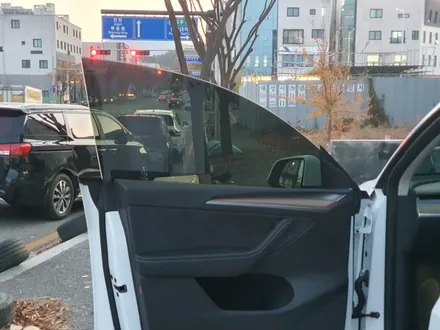 대전 모델Y RWD썬팅 /세인트아모 마스터시공점 90모터스