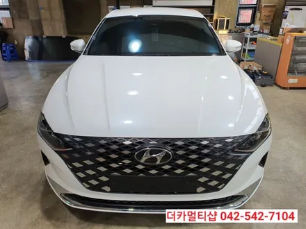 더뉴그랜저 글라스틴트 레이니블루 반사썬팅전문 더카멀티샵!!
