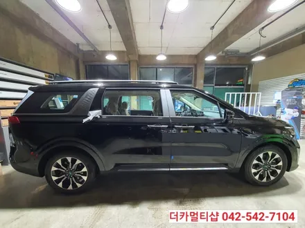 카니발KA4오로라블랙펄에 어울리는 맞춤썬팅은 글라스틴트 선셋 반사필름!!