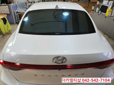 더뉴그랜저 글라스틴트 레이니블루 반사썬팅전문 더카멀티샵!!
