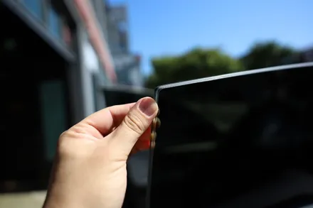 테슬라 모델Y RWD 대전신차패키지의 첫번째는 썬팅