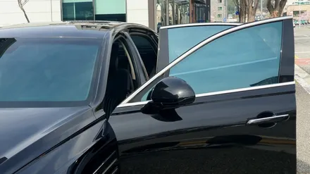 대전 글라스틴트 레이니블루 반사썬팅은 G80 비크블랙 색상에 잘 어울려요
