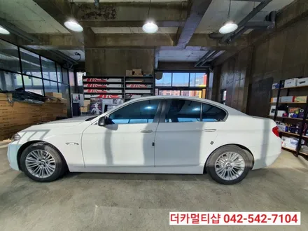 대전글라스틴트레이니블루 썬팅맛집 더카멀티샵 BMW520d(F10) 블루반사썬팅재시공