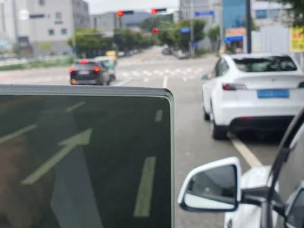 세인트아모 아쿠아로 완성된 테슬라 모델Y RWD 썬팅!!