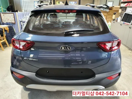 대전글라스틴트 반사썬팅전문 더카멀티샵에서 스토닉에 레이니블루 썬팅 입히기