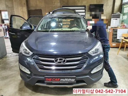 싼타페DM썬팅재시공 솔라가드 새턴 전문시공점 더카멀티샵에서 전면유리교체와 썬팅을 한번에