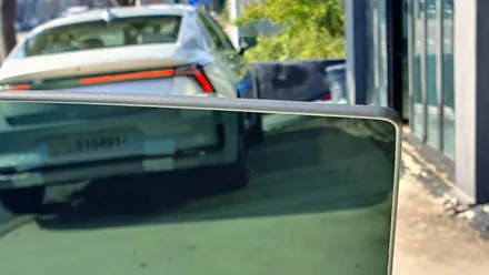 벤츠E220d쿠페(W213) 시인성 좋은 옵티멈CXT로 썬팅재시공
