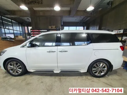 대전더카멀티샵에서 올뉴카니발 글라스틴트썬팅,블랙박스,인스타세로그릴 작업하자. 1탄!!