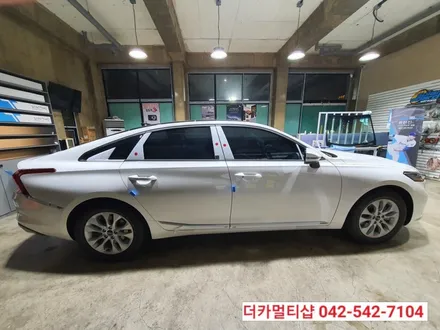 K8 스노우화이트펄에 어울리는 썬팅 글라스틴트 레이니블루전문 시공점 더카멀티샵