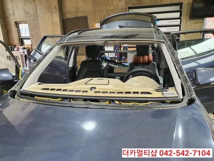 싼타페DM썬팅재시공 솔라가드 새턴 전문시공점 더카멀티샵에서 전면유리교체와 썬팅을 한번에