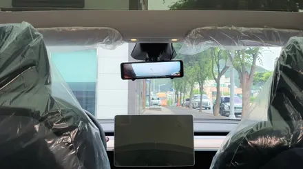 대전 테슬라 모델Y 썬팅 글라스틴트 레이니블루의 특별함