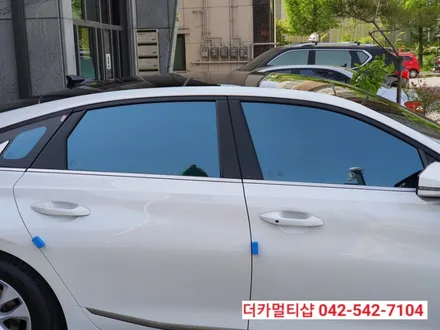 K8 스노우화이트펄에 어울리는 썬팅 글라스틴트 레이니블루전문 시공점 더카멀티샵