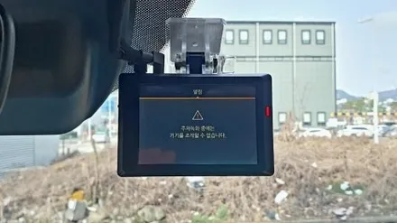 신차 쏘렌토하이브리드 글라스틴트 레이니블루 틴팅과 만도PX900 블랙박스 장착
