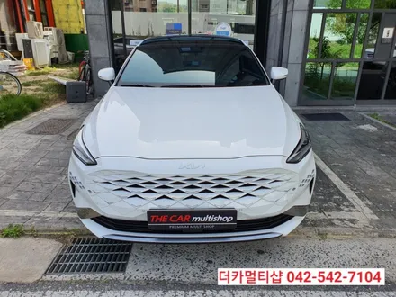 K8 스노우화이트펄에 어울리는 썬팅 글라스틴트 레이니블루전문 시공점 더카멀티샵
