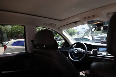 대전 BMW5GT 오래된 썬팅 다시하자 / 세인트아모 스퍼터