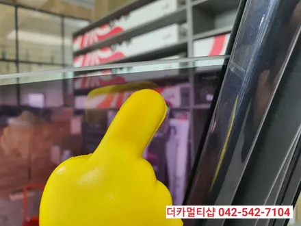 싼타페DM썬팅재시공 솔라가드 새턴 전문시공점 더카멀티샵에서 전면유리교체와 썬팅을 한번에