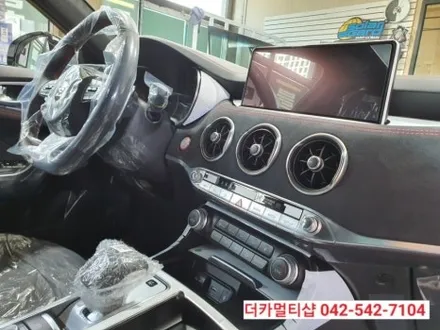 대전 글라스틴트 레이니블루전문 더카멀티샵에서 스팅어 신차검수 및 썬팅,블랙박스 장착