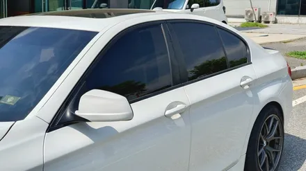 대전썬팅 BMW520D F10 세인트아모 스퍼터 반사썬팅으로 재시공하고 블랙박스 교체