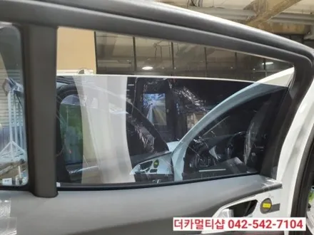 대전 글라스틴트 레이니블루전문 더카멀티샵에서 스팅어 신차검수 및 썬팅,블랙박스 장착